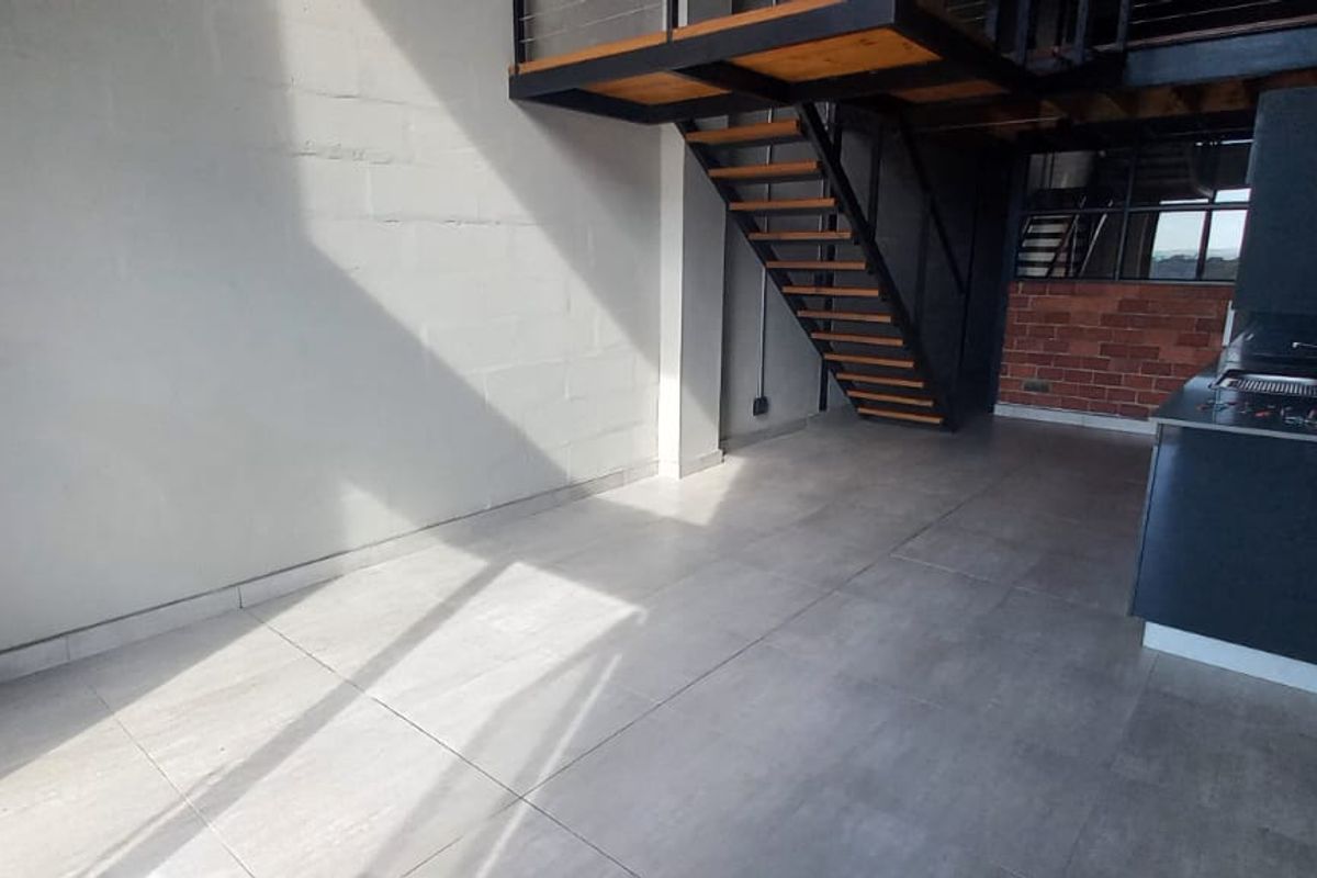 🌇Stylish Loft Apartment for Rent – Views, Convenience & Comfort! - Photo 3