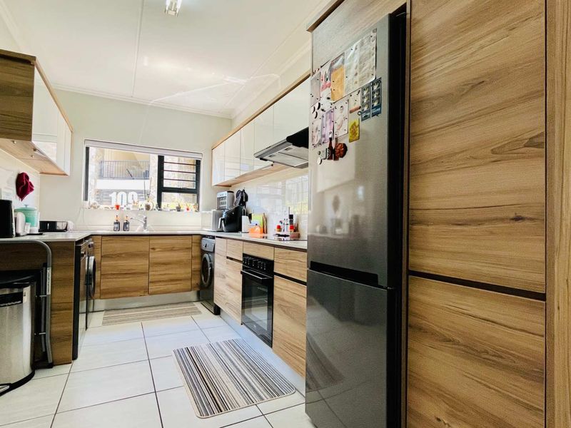 three bedroom , ground floor apartment with expansive garden for sale at Kikuyu Estate - Photo 8