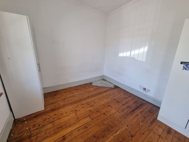 Unfurnished Loft 3-Bedroom House To Rent in Woodstock - Photo 3