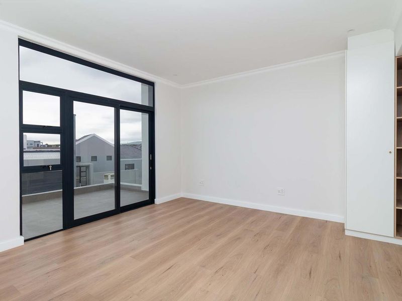 Brand New Double-Storey Home in Sought-After Sandown  No Transfer Duty - Photo 10