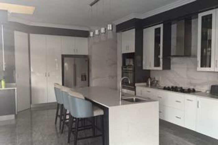 Property #2431218, House For Sale in Midstream Ridge