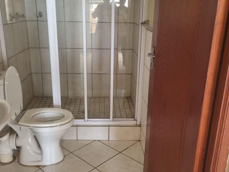 All costs included. The price you see is the price you pay!!!A perfect ground floor unit awaits you !!! - Photo 6