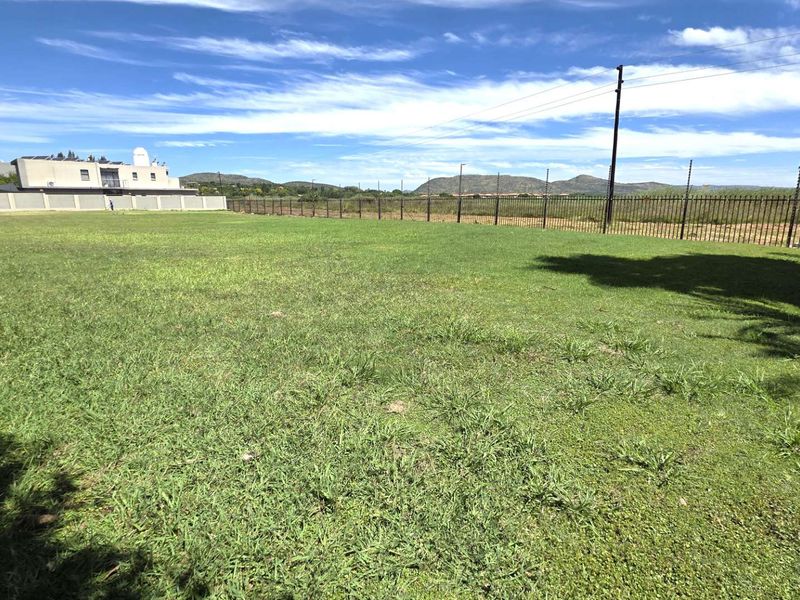 Waterfront Stand in Da Nice Estate - Photo 8