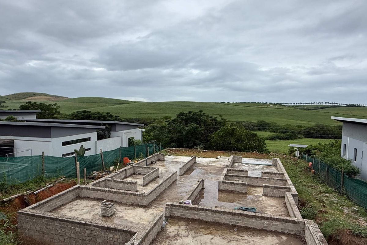 Vacant land with foundations plus plans - Photo 3