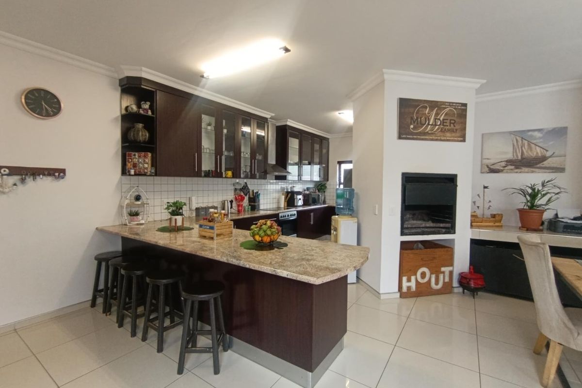 Family home for sale in Ocean View - Swakopmund - Photo 4