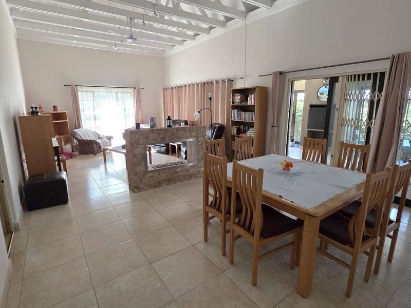 Elegant 4 Bedroom Family Home in Leloko Lifestyle Estate - Photo 6