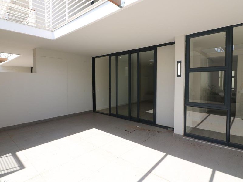 Gorgeous 2 Bedroom Rental for Over 50's - Retirement Lifestyle Estate Shoreline Sibaya - Photo 1