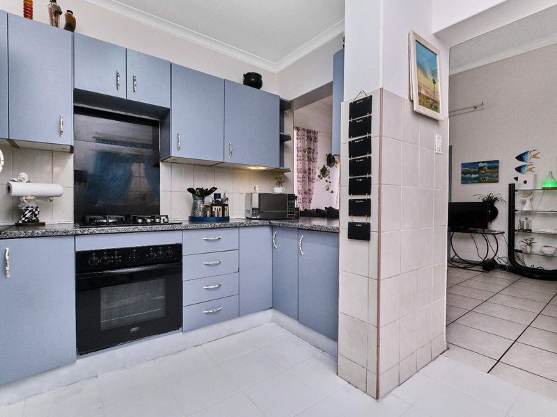 Location, Lifestyle and Value. - Photo 2
