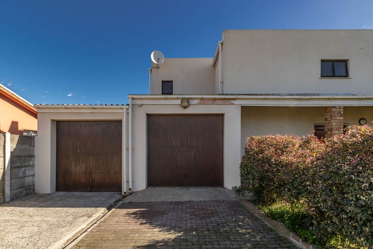 4 Bed Double Storey family home - Photo 2