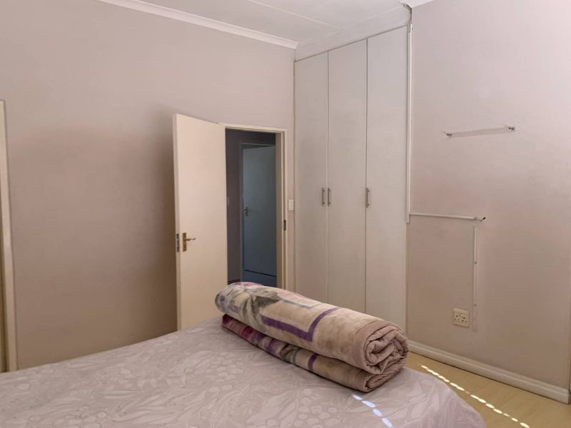 Spacious 3-Bedroom Family Home with Income-Generating Flatlet on a Prime Corner Stand - Photo 10