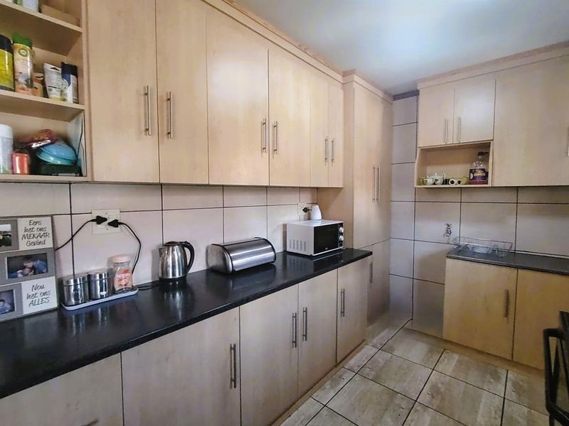 Spacious Living Meets Affordability - Photo 5