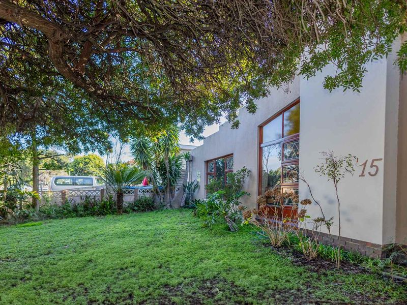 Much loved family home in the sought after area of Oostersee - Photo 4
