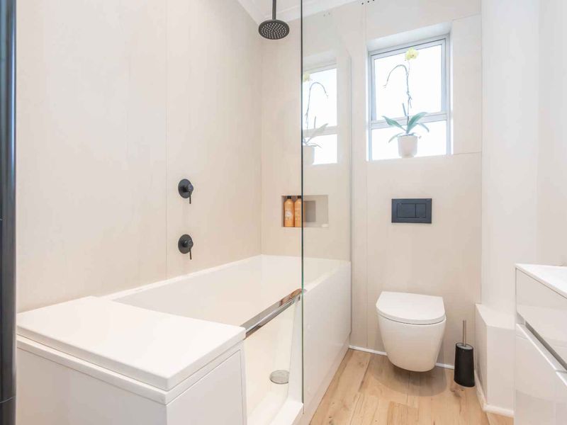 2 Bed / 1 Bath Airbnb Investment For Sale - Photo 10