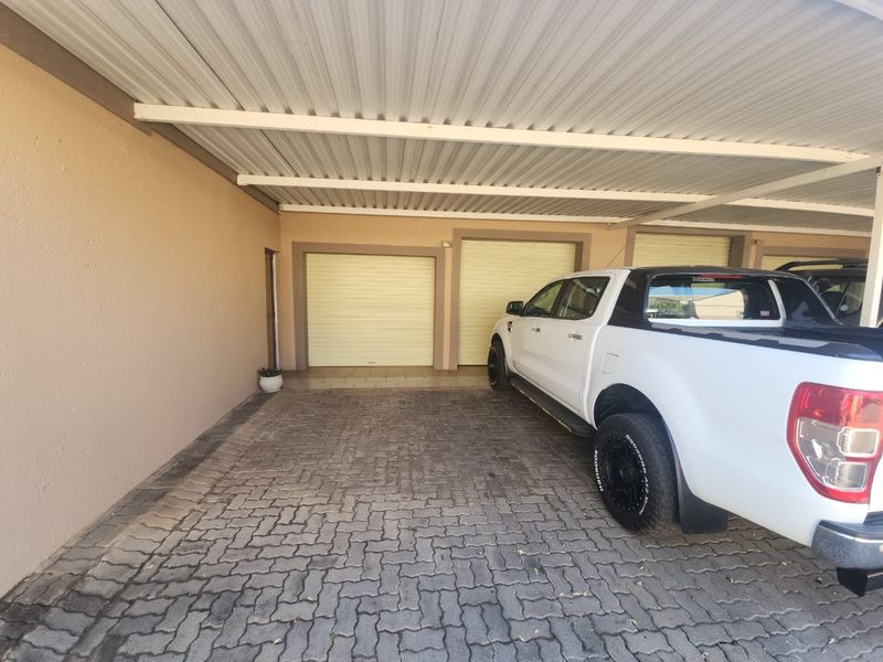 2 BEDROOM TOWNHOUSE FOR SALE IN A RETIREMENT VILLAGE ANNLIN PRETORIA - Photo 3