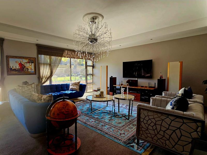 Exquisite Double Storey Haven In Heuwelsig Bloemfontein The Perfect Family Retreat - Photo 8