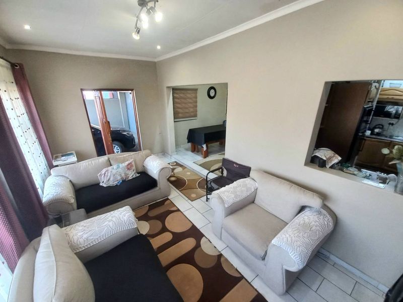 Four bedrooms house for sale in Lotus Gardens - Photo 8