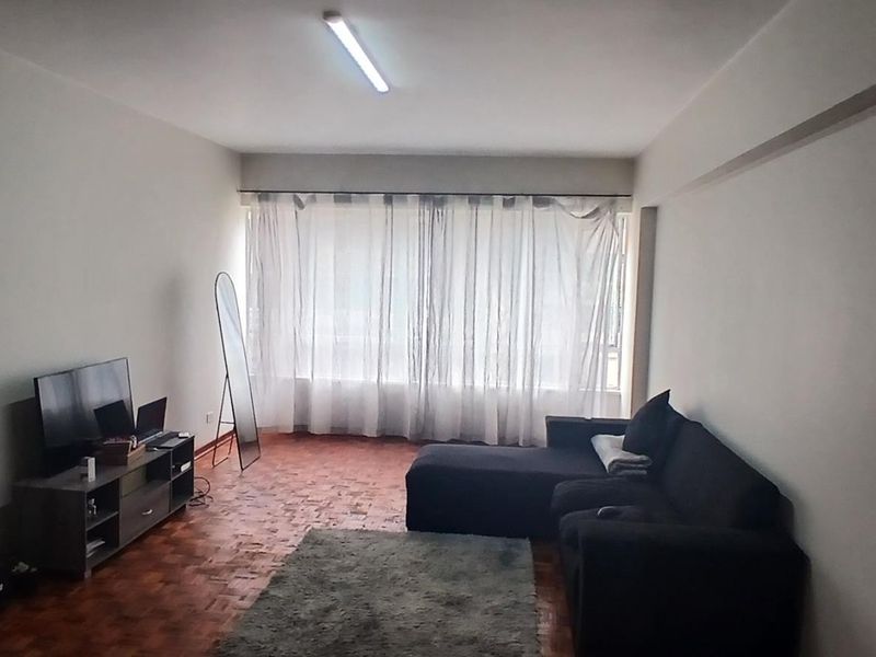 Durban Central Apartment with Panoramic City Views and Parking - Photo 3