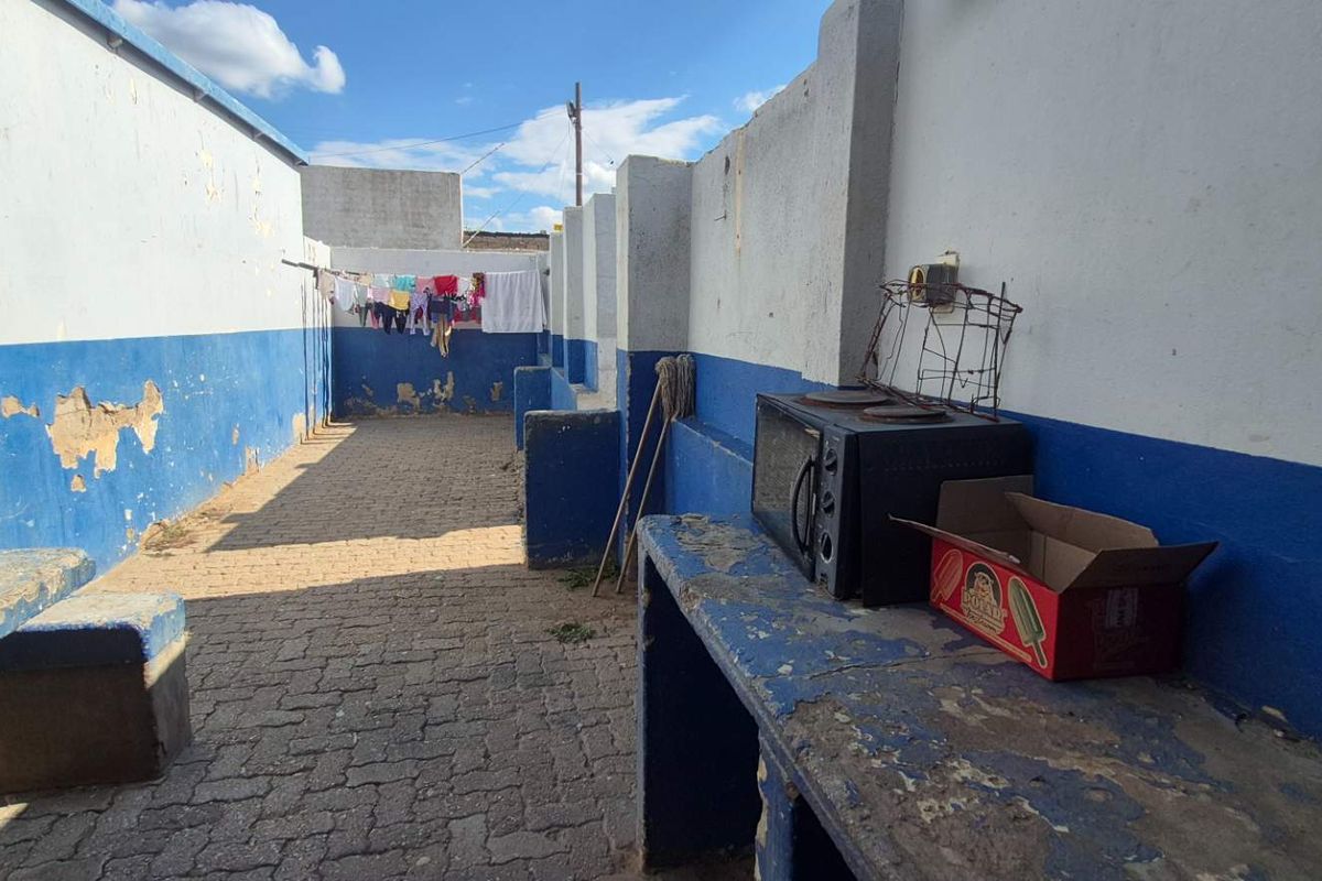 Grysblock two compound properties for sale - Photo 3