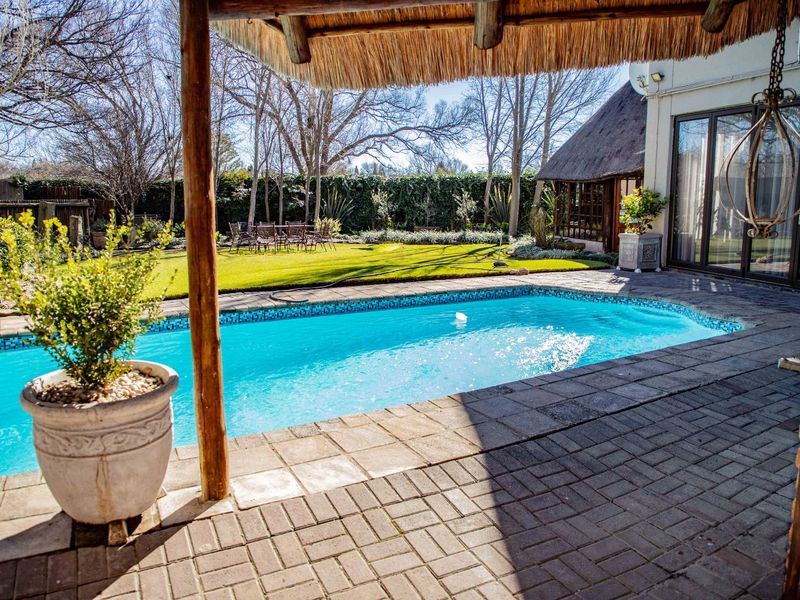 Exceptional Double-Storey Guesthouse for Sale – A Prime Investment Opportunity - Photo 5