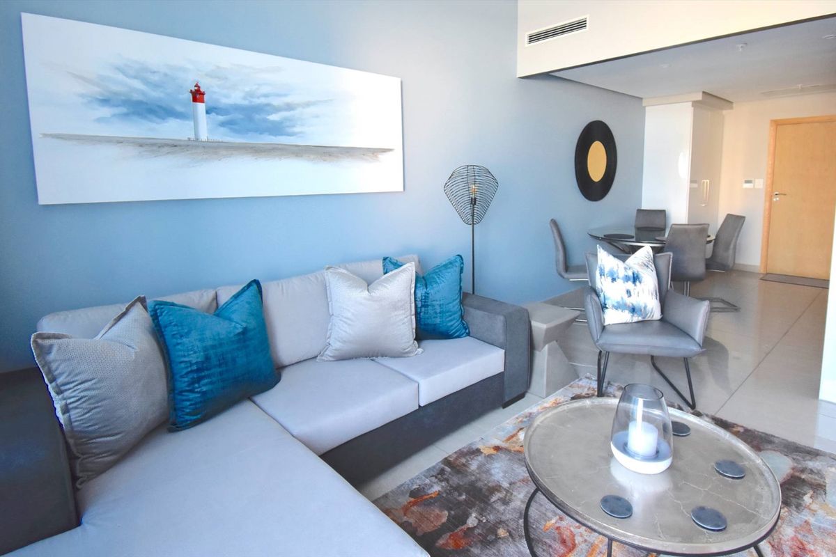 Where Luxury Meets Convenience - Photo 4