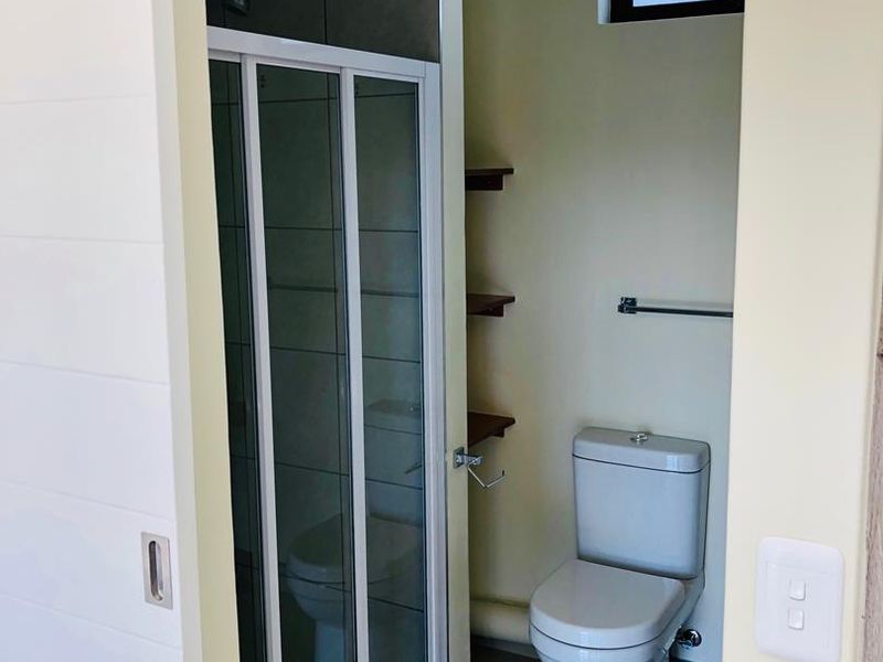 EXCLUSIVE BACHELOR PAD FOR THE BEGINNER OR STUDENT IN EXCELLENT SECURITY - Photo 5