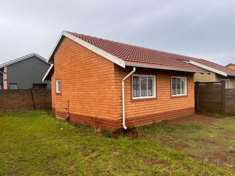 2 Bedroom House For Sale in Evaton West - Photo 2