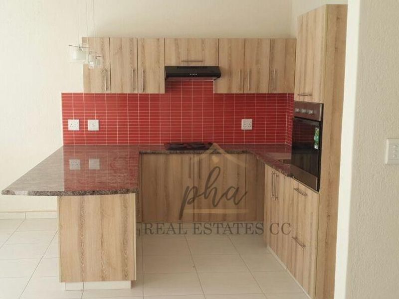 Cosy 3 bedroom Townhouse for sale in Meersig, Walvis bay selling for N$1 360 000.00 - Photo 5