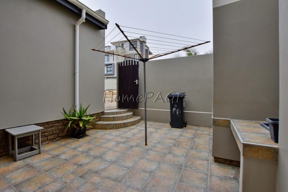 Vogelstrand, Swakopmund:  3 Bedr Unit in PEBBLE BEACH is for Sale - Photo 3