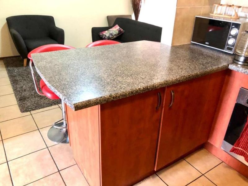 2 Bedroom Apartment for Sale in Pebble Falls - Photo 9