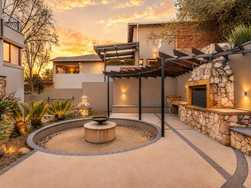 Entertain in Style: Pool, Braai Area & Panoramic Views - Photo 5