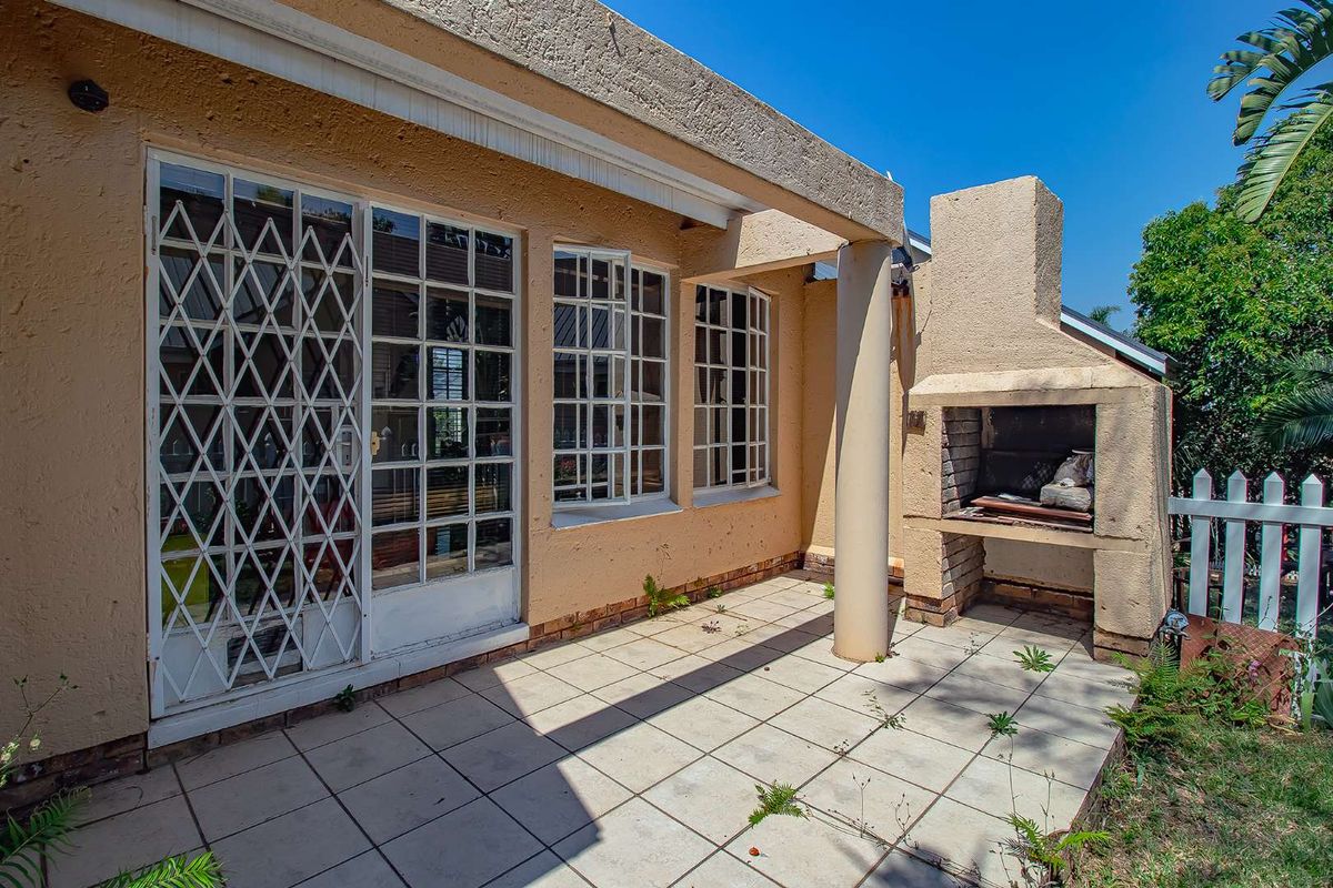 2 Bedroom 1bathroom Townhouse - Photo 2