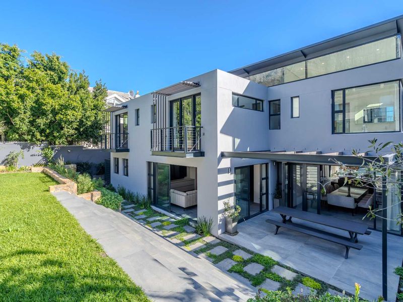 Top of the range finishes, premier address - Photo 7