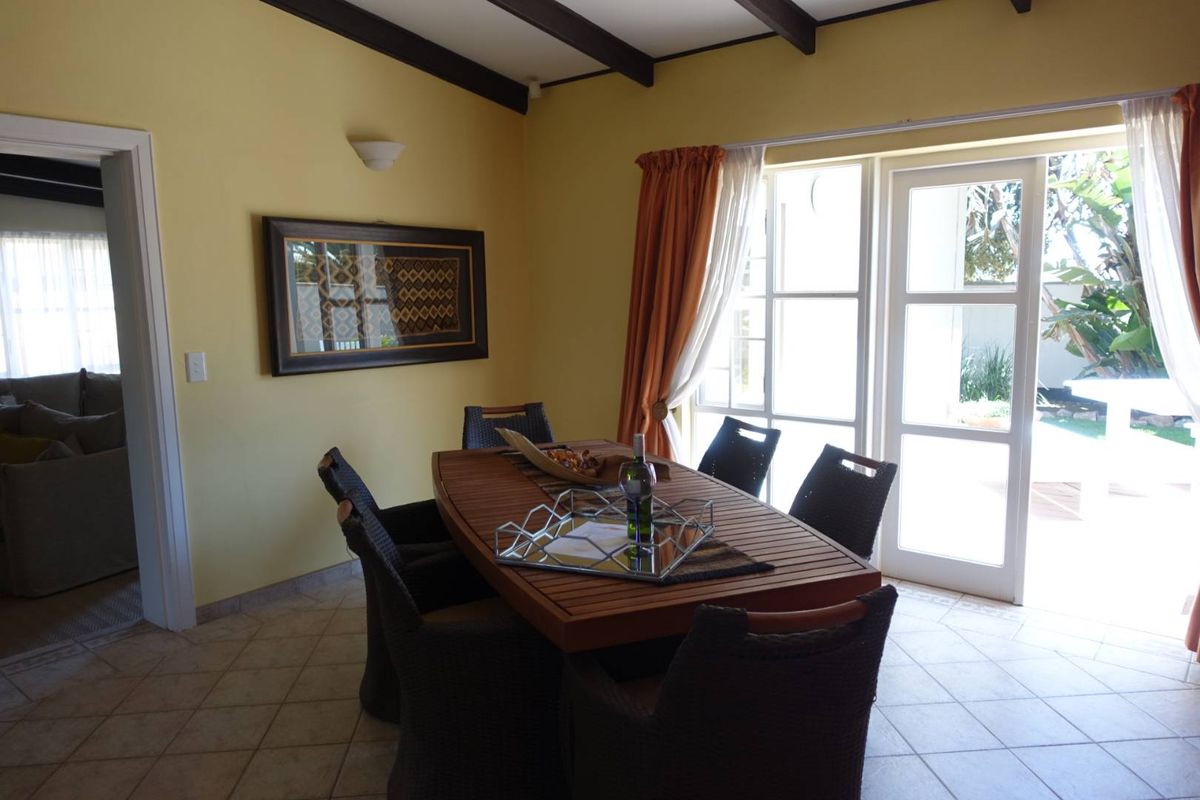 HOUSE WITH FLAT NEAR THE SEA PROMENADE AND SHOPPING MALL - Photo 5