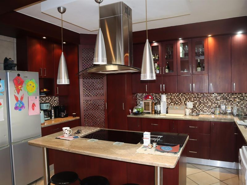 Fantastic Buy in Pioneers Park. - Photo 4