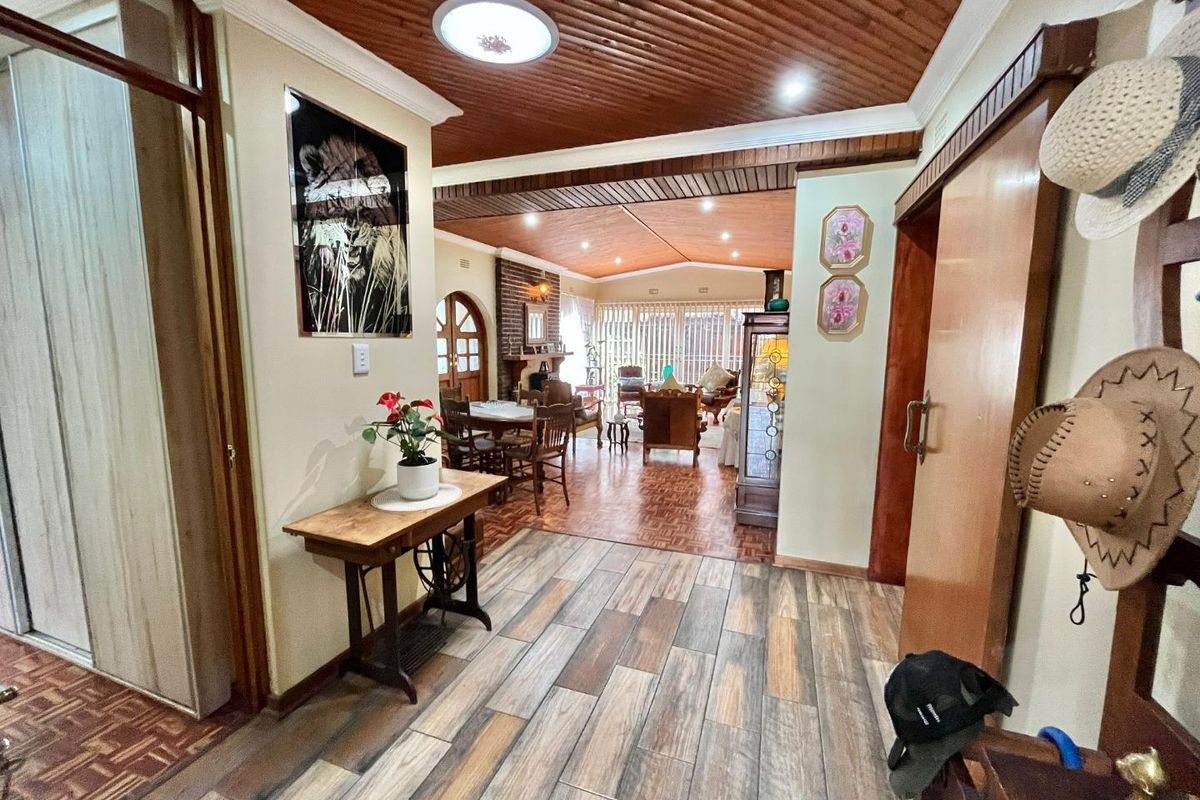 Four bedroom house in the secure boomed off area of Parkrand - Photo 4