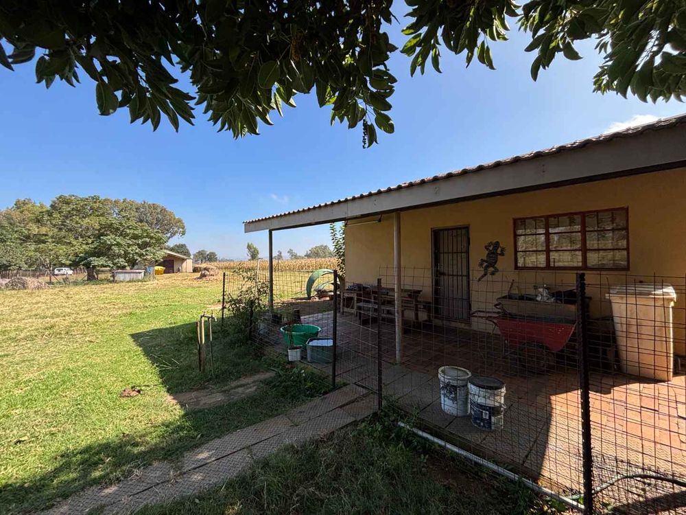 Staff quarters 