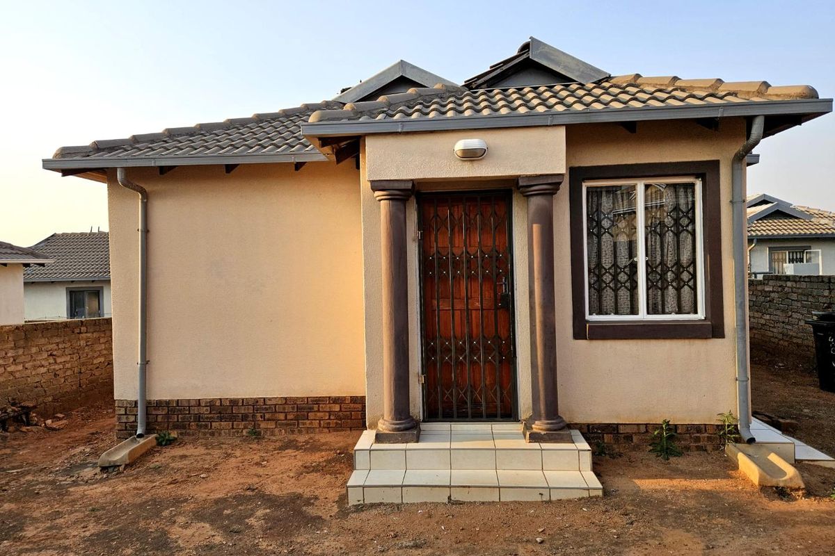 3 bedroom room house in the heart of amandasig - Photo 3