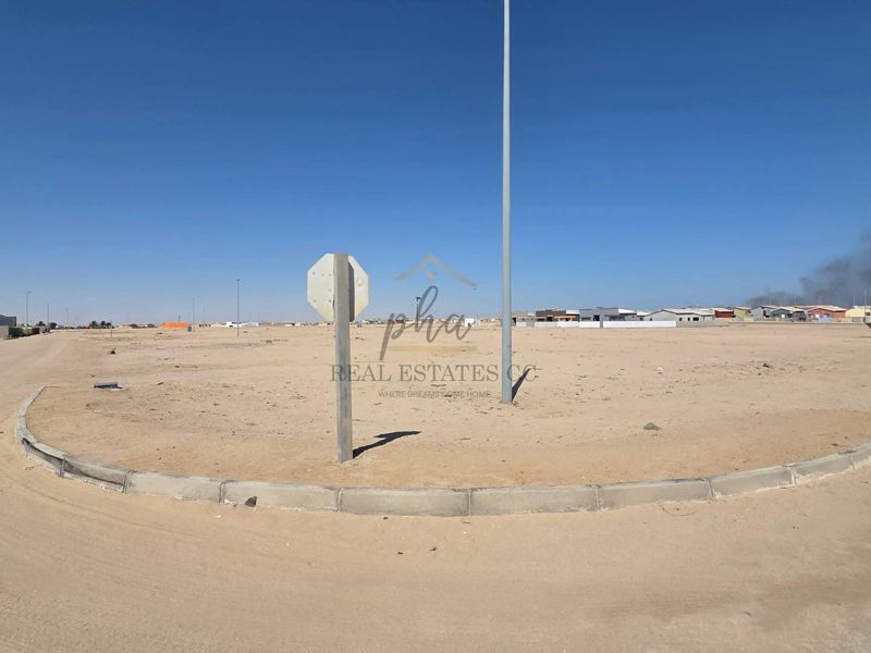 Vacant erf for sale - Swakopmund (Matutura) - Photo 2