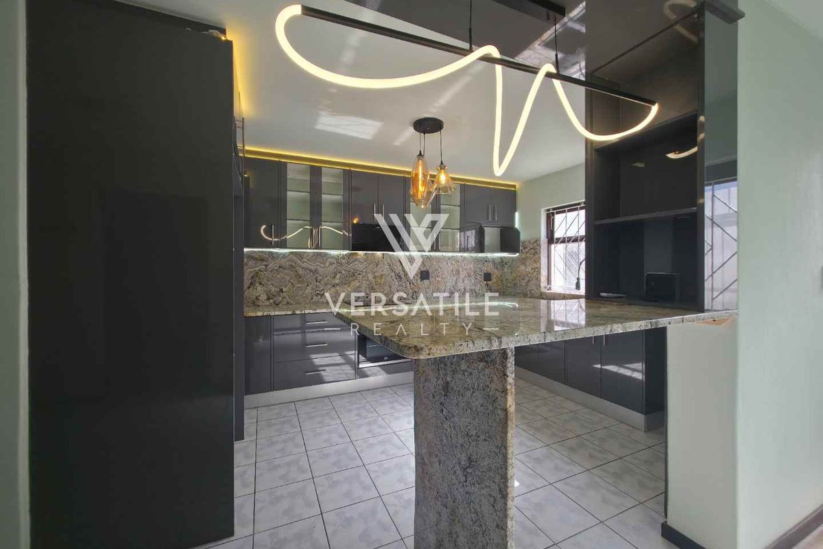 Townhouse to let in Prime Location - Photo 3