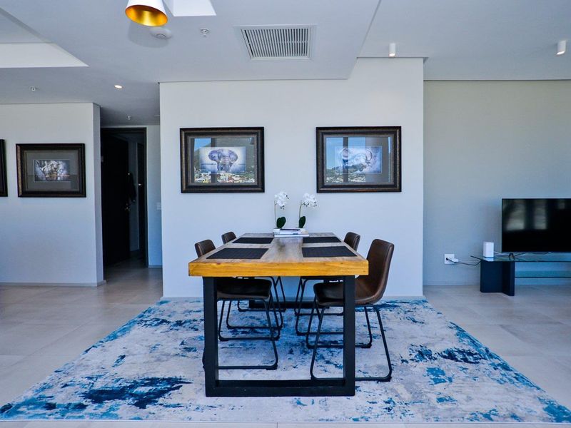 Furnished 2 bedroom apartment in 117 on Strand - Photo 5