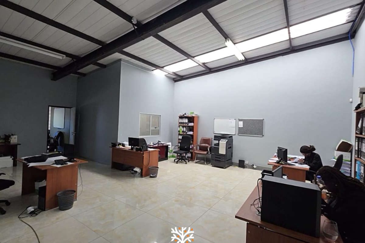 Industrial Property For Sale | N$2.1m - Photo 4