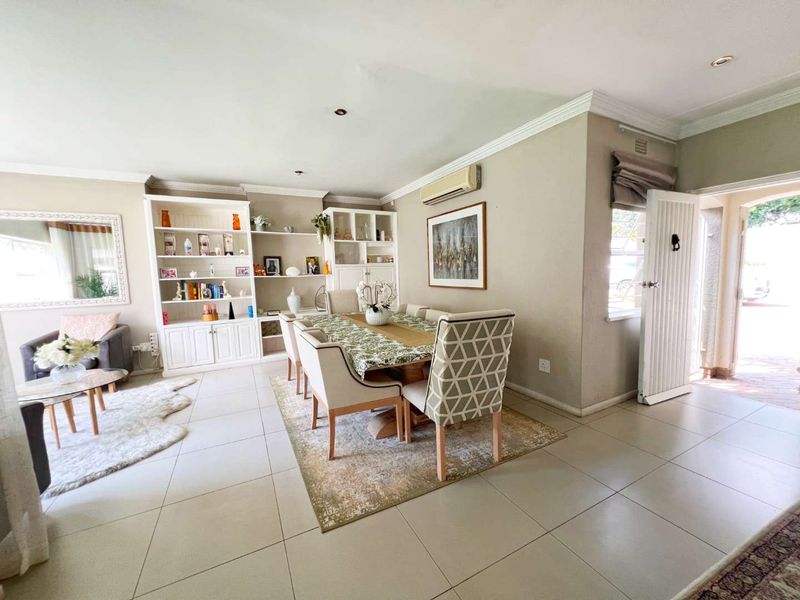 Massive 4-Bed Family Home + Private Cottage | Solar + All-Inclusive Utilities - Photo 4