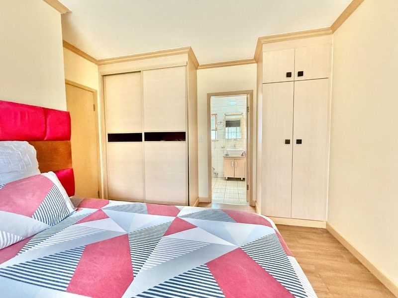 Charming Ground Floor Apartment in Secured Estate – Ideal for Young Professionals. - Photo 8