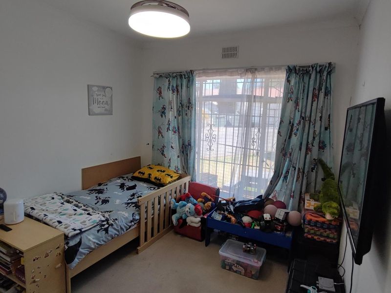 Best location in Brackenhurst! - Photo 10