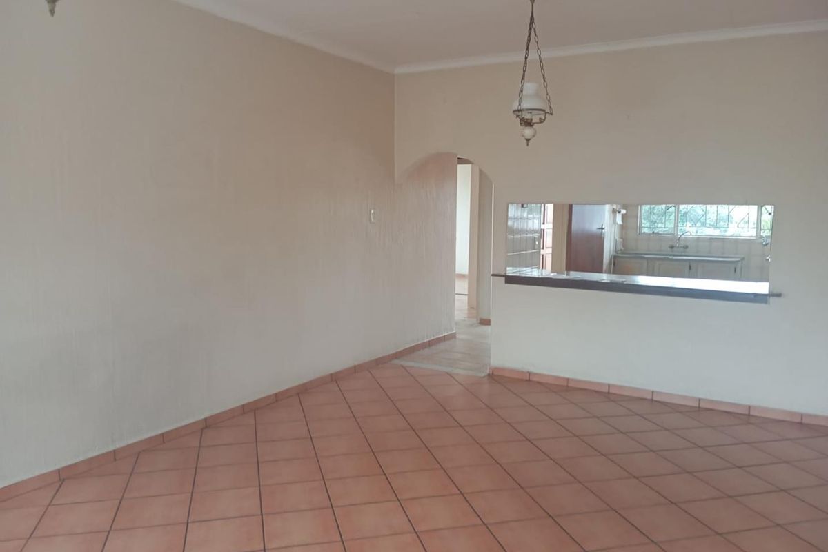 Two bedroom Townhouse in New Redruth - Photo 5