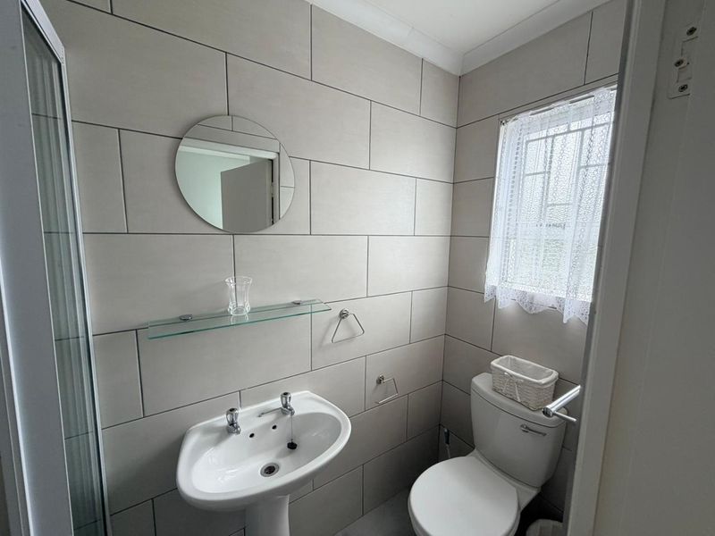 Exceptional Opportunity: Modern Home, Prime Spot - Photo 10