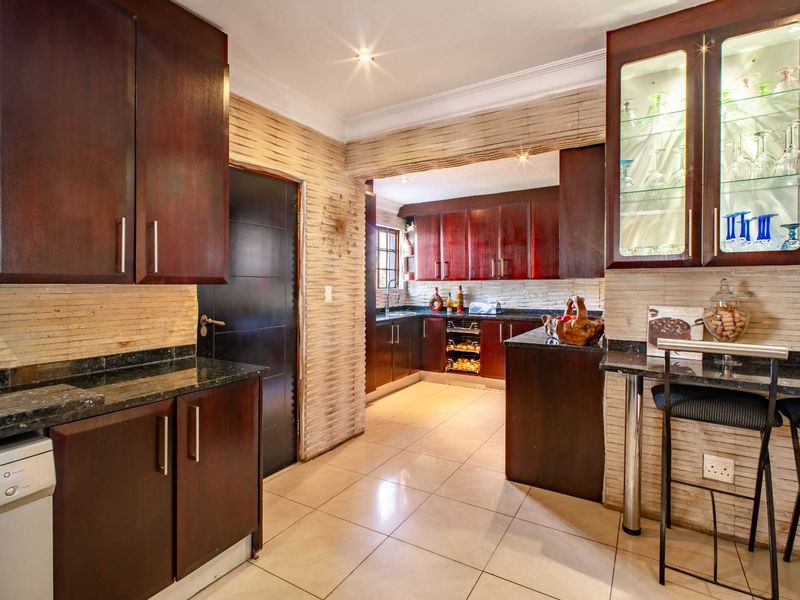 Four Bed Family Home for Sale in Brooklands Estate - Photo 5