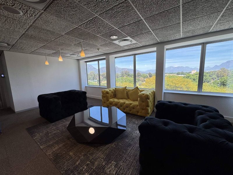 LIMITED OPPORTUNITY | TOP-TIER OFFICE IN SOUGHT-AFTER PAARL ADDRESS - Photo 5