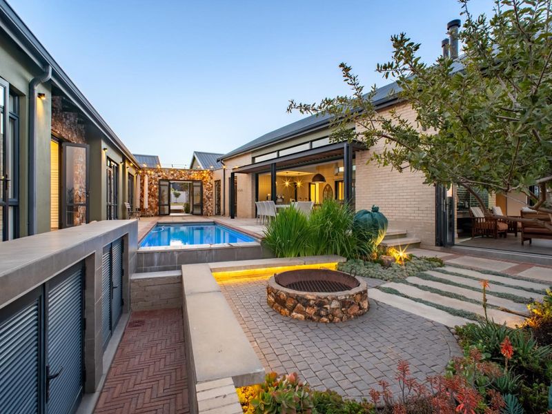 Modern Luxury Home with Uninterrupted Greenbelt Views - Photo 10