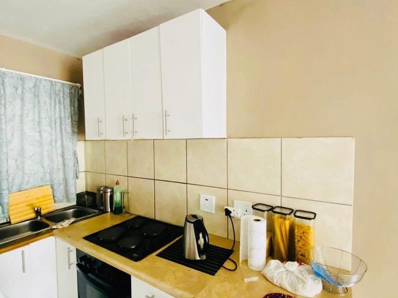 Two Bedroom Apartment For Sale In Otjomuise - Photo 1